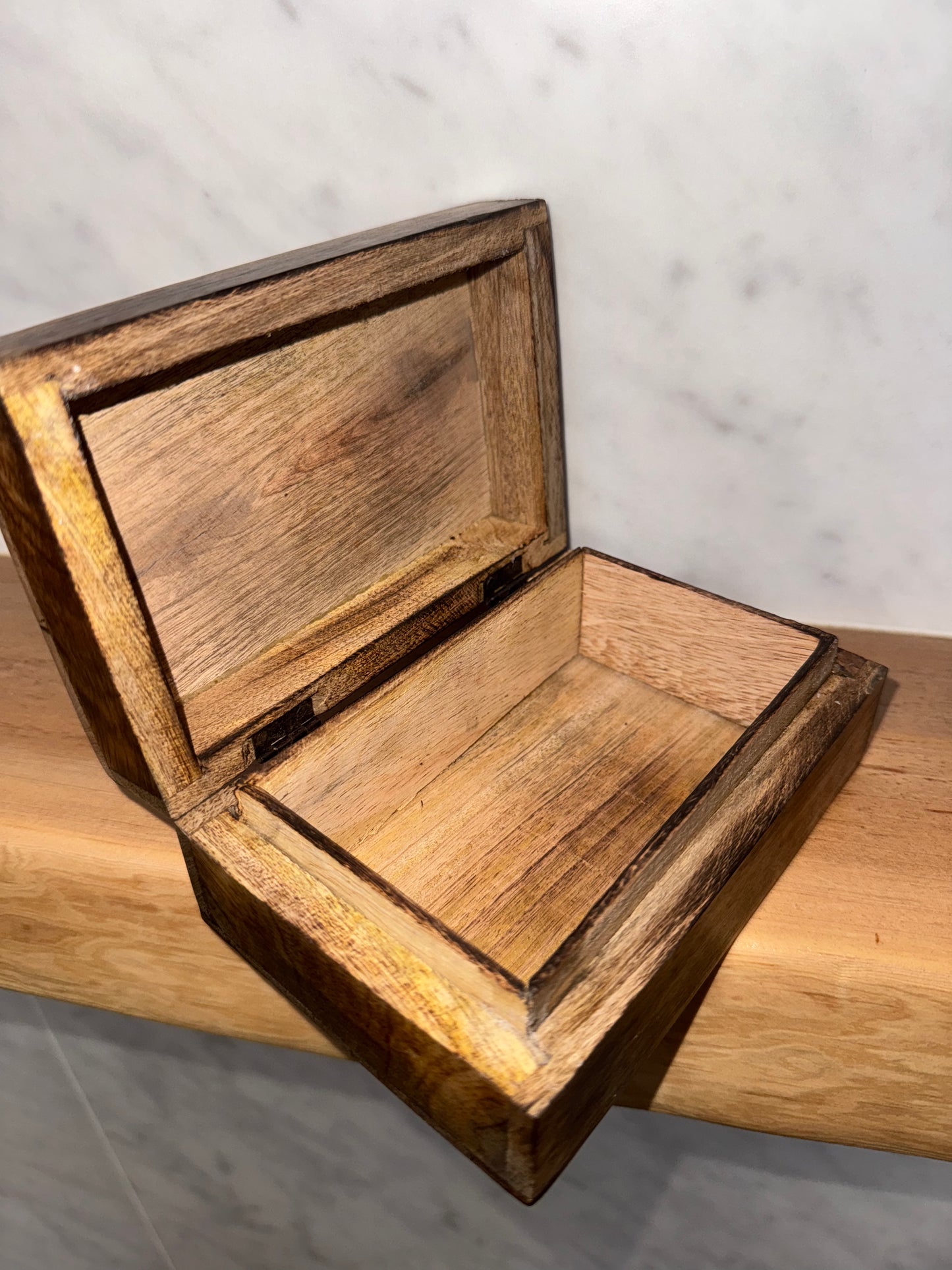 Daisy Carved Wooden Jewelry Box